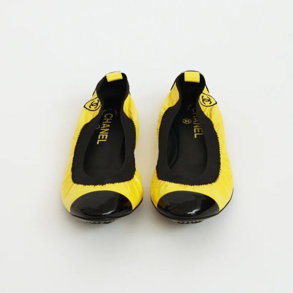 Chanel Yellow & Black Cap Toe Ballet Flats - Picture 2 of 7